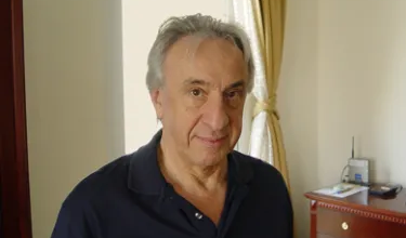 المؤرخ منير العكش يكشف: تفسير إسرائيلي لأميركا وتحذير من مصير يهددنا