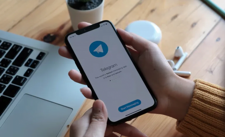 إسبانيا تفرض حظرًا على تطبيق تليغرام