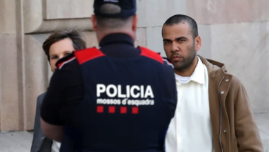 ألفيش يحتفل حتى ساعات الصباح الأولى بعد الإفراج عنه