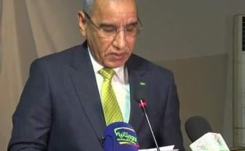 يؤكد وزير الداخلية أن زيادة عدد الأحزاب السياسية تعقد عملية الانتخابات