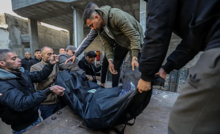 إسرائيل ترتكب 7 مجازر بغزة واستشهاد 28 شخصا بسبب المجاعة