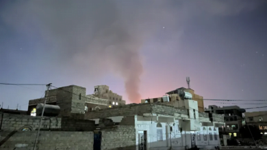 الجيش الأميركي يعلن إحباط هجوم للحوثيين ويقصف الحديدة