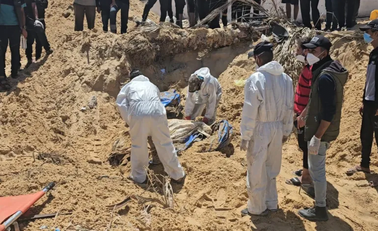 واشنطن تطالب إسرائيل بـ"إجابات" على المقابر الجماعية في مستشفيين بغزة