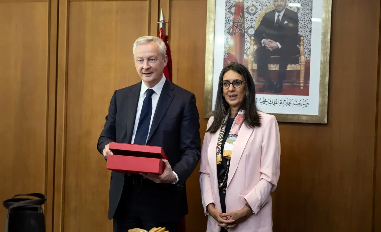 المغرب وفرنسا يسعيان لتعزيز علاقتهما بمشاريع الطاقة والنقل