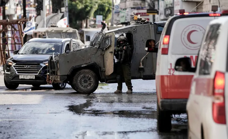 الاحتلال يغتال شابا في جنين ويواصل اقتحاماته لمدن الضفة