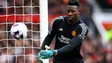 أونانا حارس مانشستر يونايتد يدون اسمه في تاريخ البريميرليغ