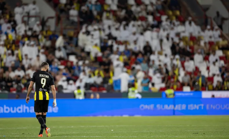 شقيق بنزيمة يهاجم مدرب فريق الاتحاد السعودي