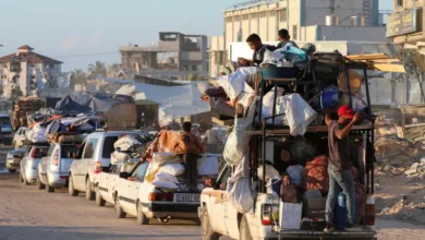 300 ألف نازح من رفح وإسرائيل تواصل الغارات على جباليا