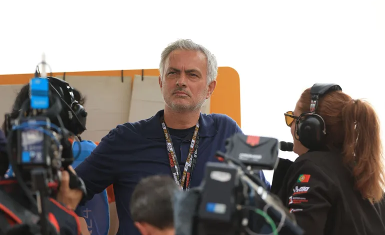 مورينيو يتوصل لاتفاق لتدريب فنربخشة التركي