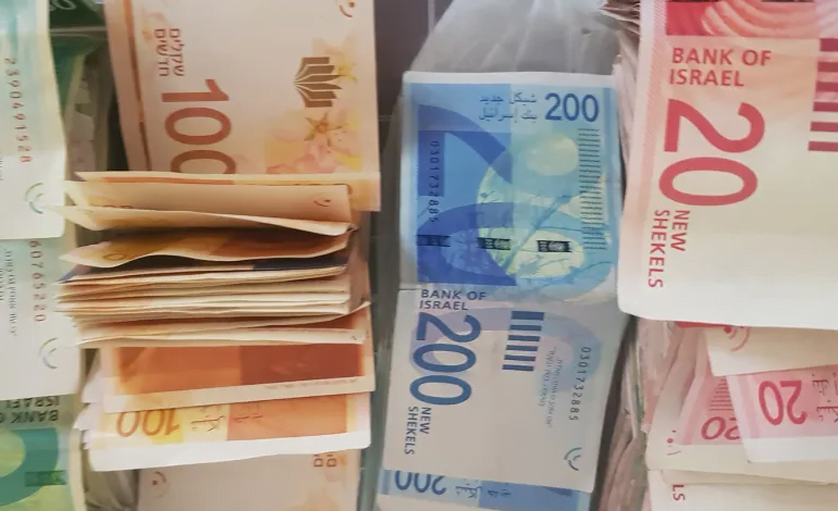 غلوبس: إسرائيل تحتاج خفض نفقاتها 15 مليار دولار