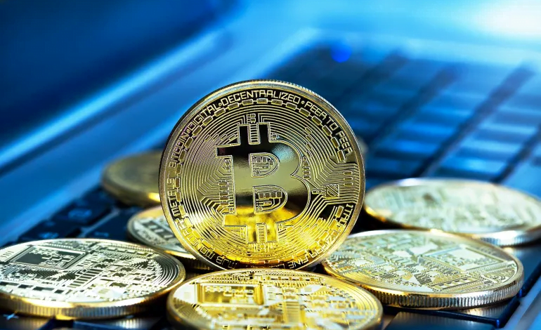 سوق العملات المشفرة تنتعش إثر ارتفاع "بيتكوين" متناسية الانهيارات الماضية