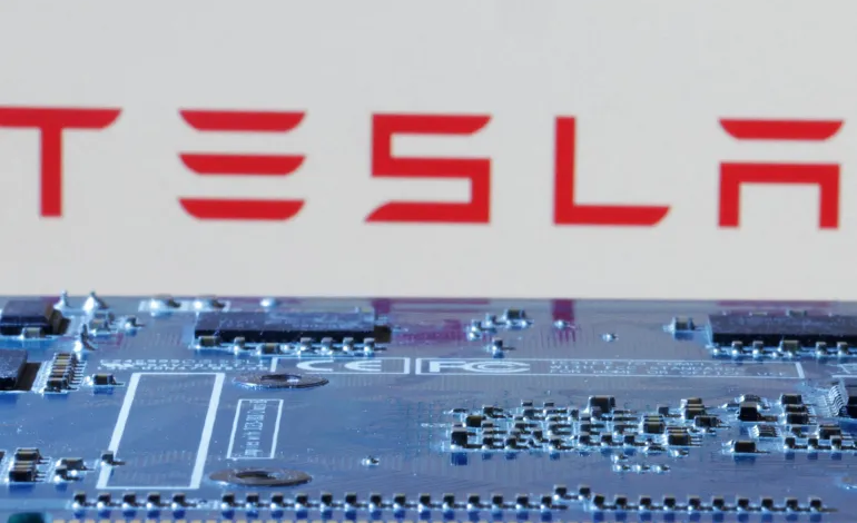 ماسك: تسلا لن تدشن النسخة الأحدث من طراز واي هذا العام
