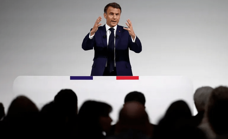 شعبية ماكرون تنخفض واليسار يتحد لمنافسته