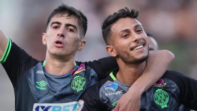 الرجاء البيضاوي يتوج بلقب الدوري المغربي للمرة الـ13 في تاريخه