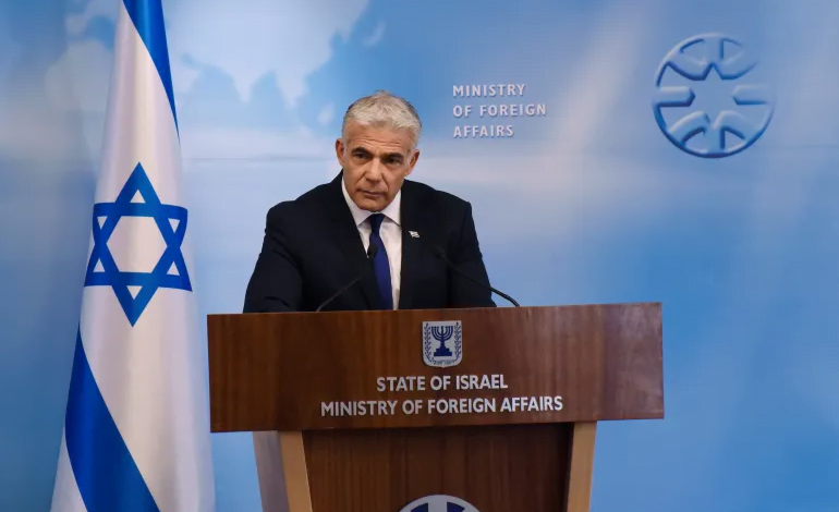 زعيم المعارضة الإسرائيلية: نتنياهو يبيع الجنود وسنُسقط الحكومة